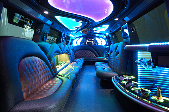 comofrtable limo lounge